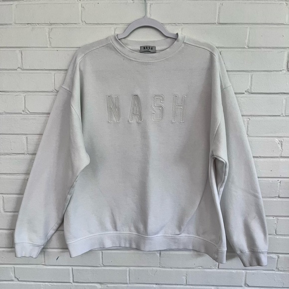 NASH White Women’s Sweatshirt, SZ L/XL EUC - Picture 1 of 2